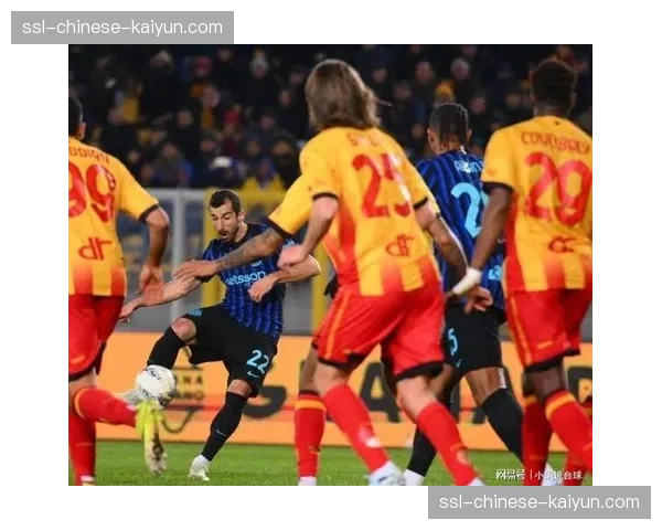 AC米兰2-1逆转尤文图斯，莱奥第89分钟完成绝杀