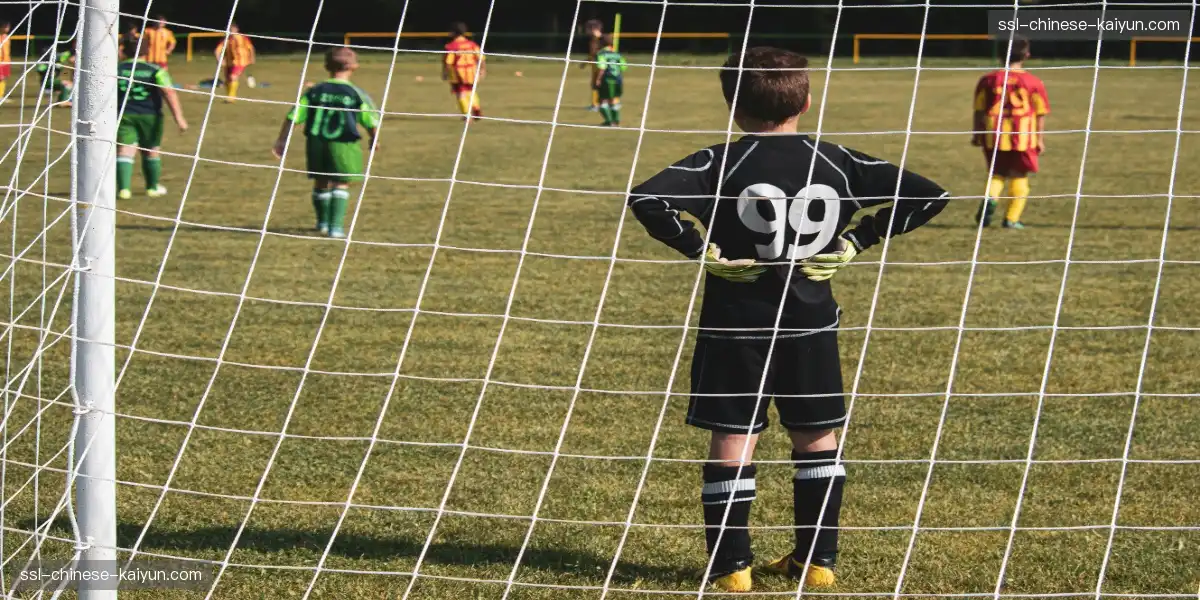 🏀 防守强度爆表，身体对抗火星四溅。💥